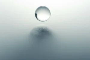 A-cute-3D-image-showing-a-thought-bubble-over-a-fog-covered-globe,-representing-innocence.